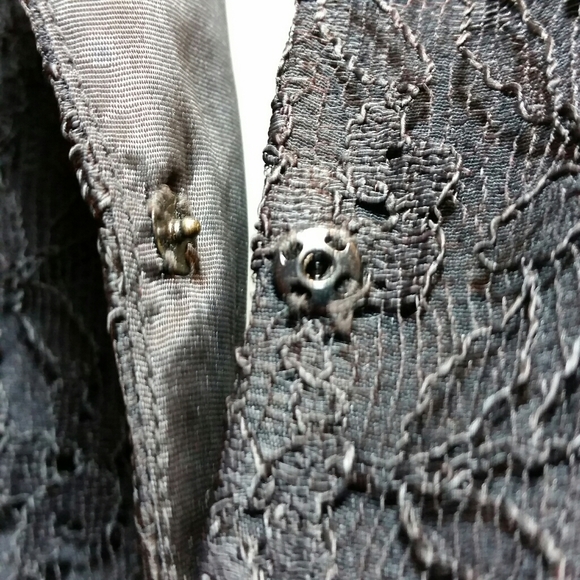 Lilli Diamond of California • Lace/Fur Cuff Bolero - Picture 3 of 7